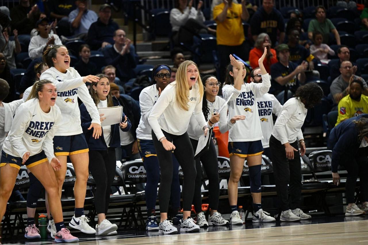 No. 7 USC Women's Basketball Digs Deep For 72-70 Win At No. 14